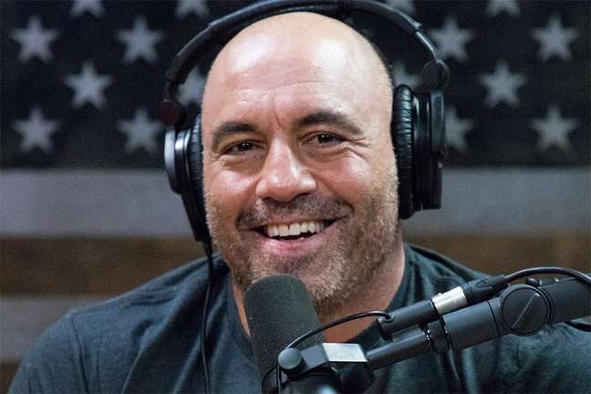 Entenda porque Bolsonaro defende podcaster americano acusado de negacionismo