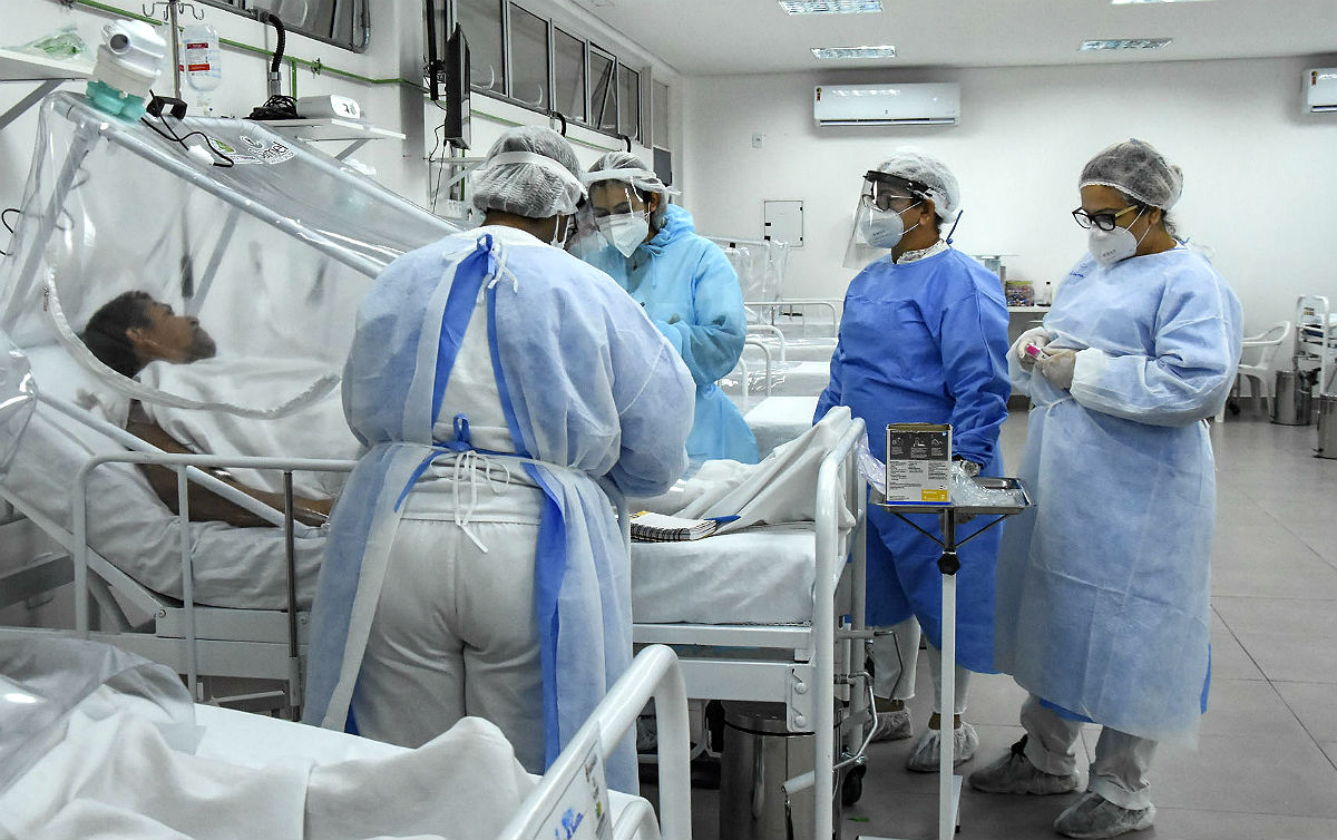 PANDEMIA: Com o Brasil registrando 1295 mortes por Covid, MT e mais 8 estados enfrentam alerta crítico na ocupação de UTIs; em 15 capitais é mais preocupante