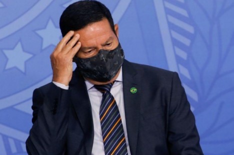 Por ter criticado imvasão da Ucrânia, Mourão leva 