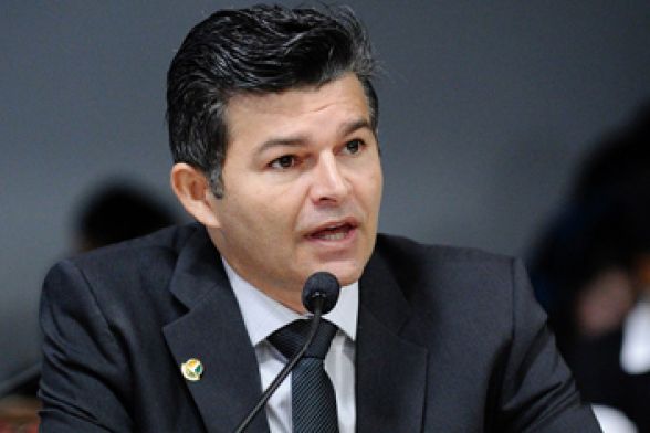 Abertura de espaço para Medeiros ser candidato ao Senado por MT envolve Bolsonaro  que se empenha para Wellington ser candidato ao Governo do Estado