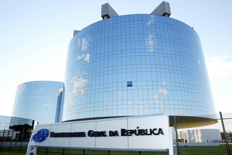 DENÚNCIA DE CORRUPÇÃO: PGR pede para investigar ministro da Educação por 4 crimes envolvendo o gabinete paralelo em desvios de verbas