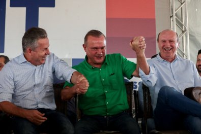 DEMONSTRAÇÃO DE FORÇA: Mauro reúne políticos de vários partidos e todas regiões em ato; disputa acirrada para estar no palanque do governador