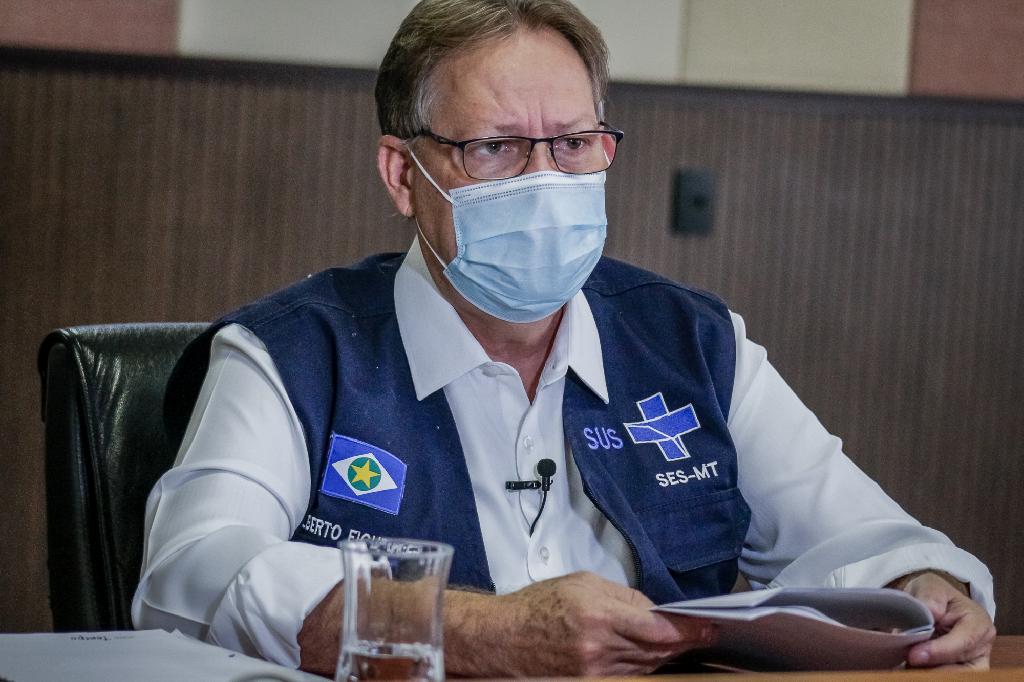 Secretário de Saúde de MT critica medida que pode afetar combate à covid-19 por deixar de considerar a doença como pandemia