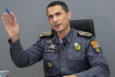MUDANÇA NO STAFF: Coronel Assis deixa comando-geral da PM para concorrer à Câmara dos Deputados; em seu lugar entra o coronel Alexandre; e Teté Bezerra assumirá Agricultura Familiar