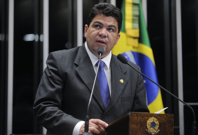 REBAIXADO: Com restrição de foro, ação contra senador por crime de corrupção retorna a juízo de 1º grau em MT 