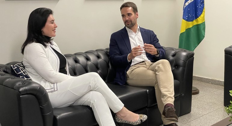 EMPACADOS: A exemplo do que ocorre em MT, no País PMDB e PSDB também não se entendem para emplacar uma terceira via na disputa presidencial