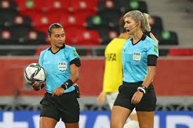 EMPODERAMENTO FEMININO: Com mulheres na lista pela 1ª vez, Fifa anuncia dois árbitros brasileiros na Copa