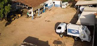 COMPRA FEDERAL: Empresa em casa abandonada e firma em nome de beneficiário do Auxílio Emergencial ganham licitações e faturam alto com vendas de caminhões de lixo