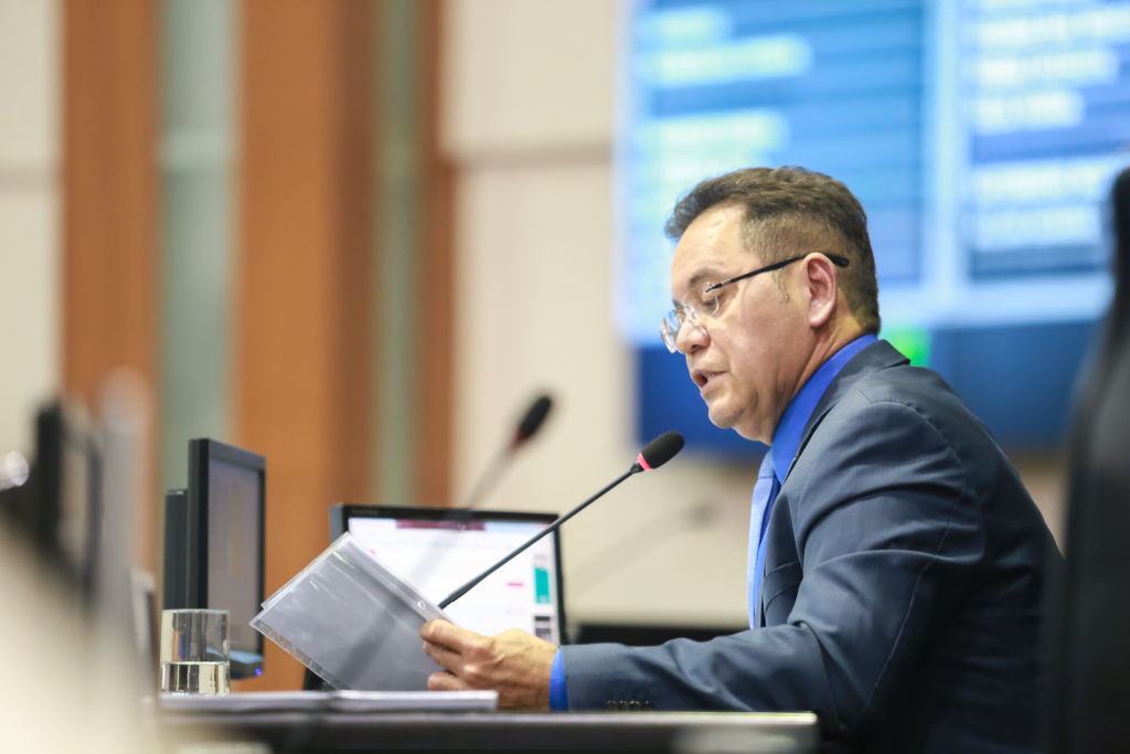  Botelho se declara impedido para presidir sessão da AL que delibere pela revogação de prisão de parlamentar