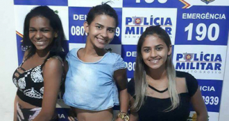 GAIOLA DAS LOUCAS: Traficantes fazem pose tipo 