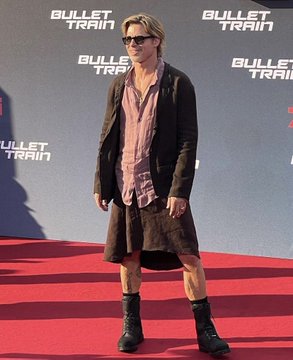Brad Pitt vai de saia ao tapete vermelho de 