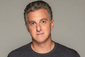  RECADO À EXTREMA-DIREITA: 