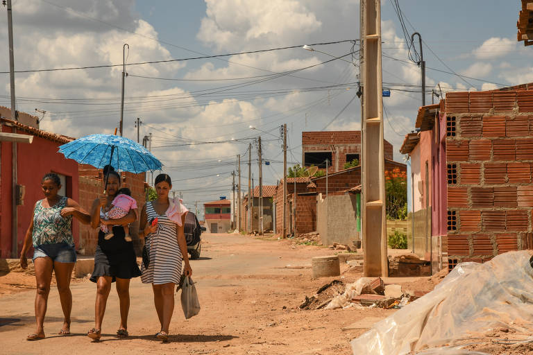 Vitaminado com Orçamento Secreto, órgão controlado por aliados de Bolsonaro abre poços que não jorram água e distribui obras duvidosas no Nordeste