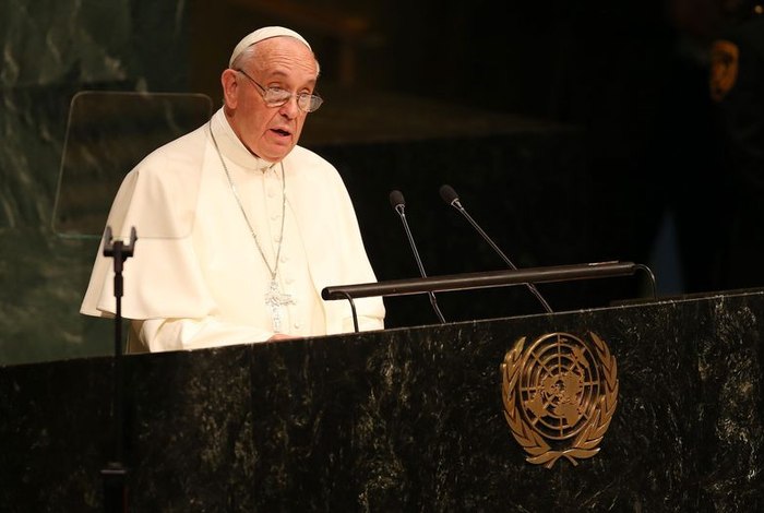 Papa dá posse a 1º cardeal da história da Amazônia; outro brasileiro também passa a integrar a cúpula do Vaticano