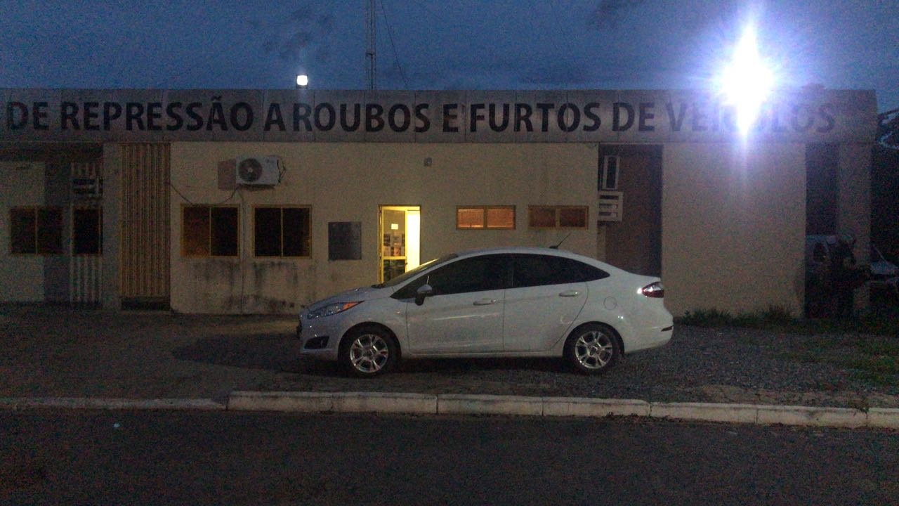Polícia Civil prende três integrantes de quadrilha de roubos de veículos