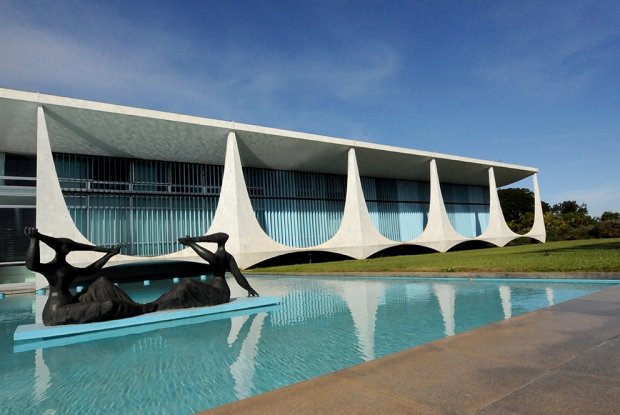 Braga Netto pode coordenar transição de governo; Bolsonaro deve reconhecer derrota hoje 