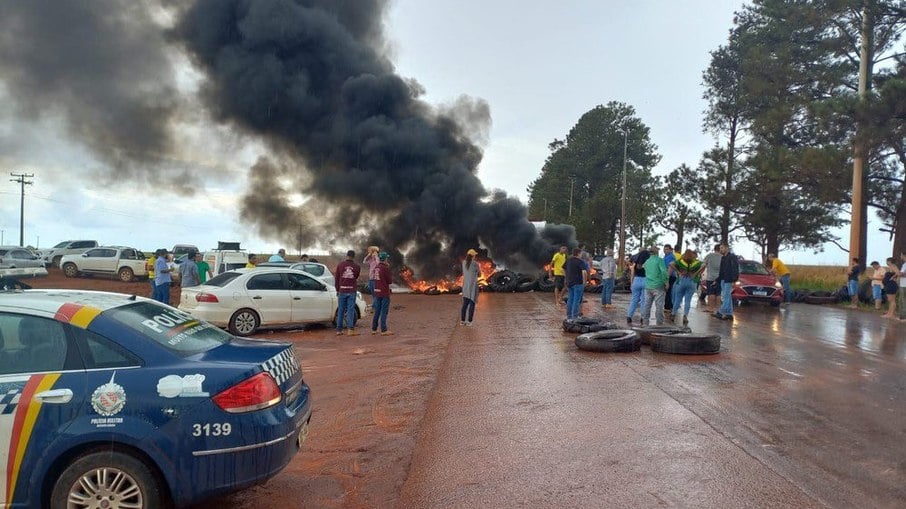 Mato Grosso e o Pará concentram o maior número de interdições em rodovias, aponta PRF; no País 631 manifestações já foram desfeitas.