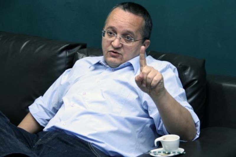 BATEU, LEVOU: Com artigo, Pedro Taques inaugura fase  para questionar adversários e rebater ataques que vem sofrendo