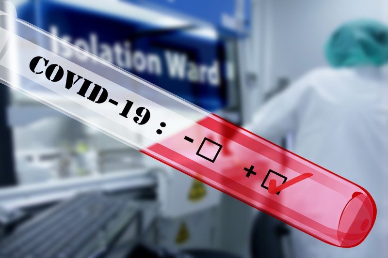 COVID: Só metade da população foi vacinada com reforço ou dose adicional; baixo nível de cobertura