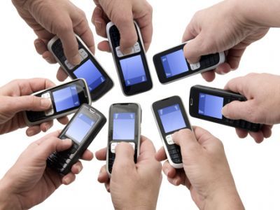  ESTÔMAGO DE AVESTRUZ:  Preso é internado após engolir cinco celulares e dois carregadores 