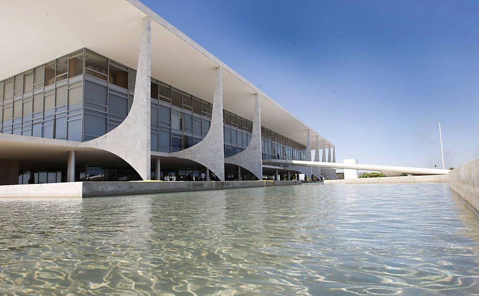 Segurança avalia se Lula vai desfilar em carro aberto na solenidade de posse