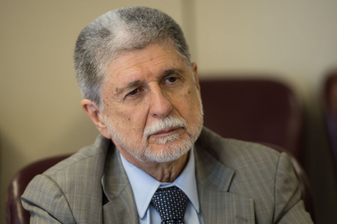   CASO DE NAVIOS: Irã não é nosso inimigo e Brasil é Estado soberano, diz Celso Amorim sobre críticas de Israel e EUA
