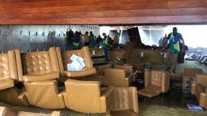 STF tem placar de 5 a 1 para tornar réus mais 250 envolvidos em depredação das sedes dos poderes e terrorismo no dia 8/1