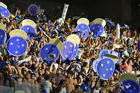 CRUZEIRO: Jogadores brigaram para cobrar o pênalti após Bruno errar o primeiro chute