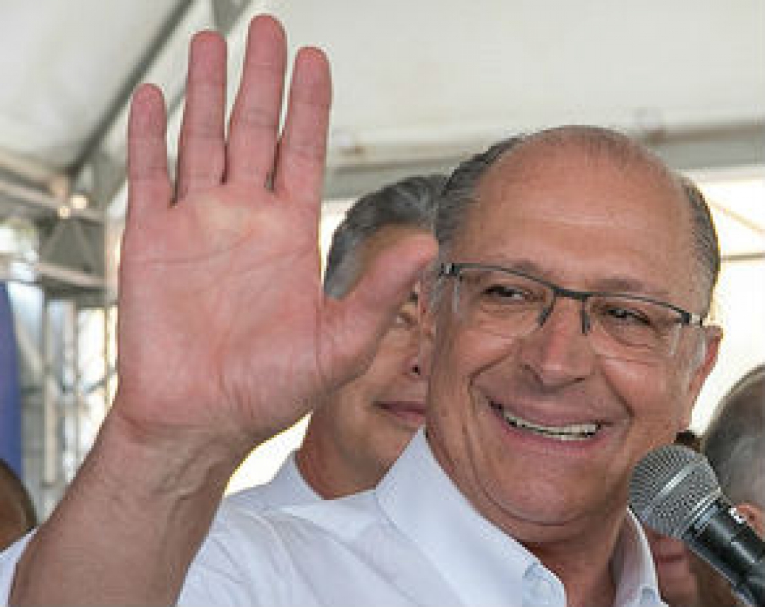  APÓS VISITAR FEIRA: Trabalho sério que pouca gente conhece, afirma Alckmin sobre MST