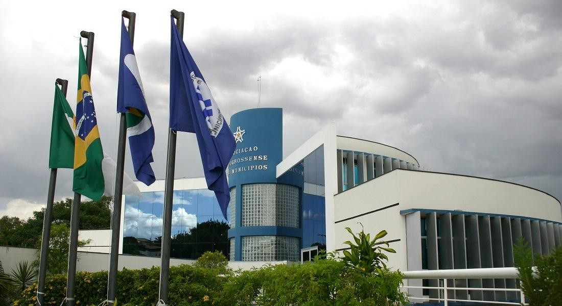 COMUNICAÇÃO DIGITAL: Seminário sobre Inteligência Artificial (AI) colca Cuiabá na rota dos eventos sobre novo marketing político