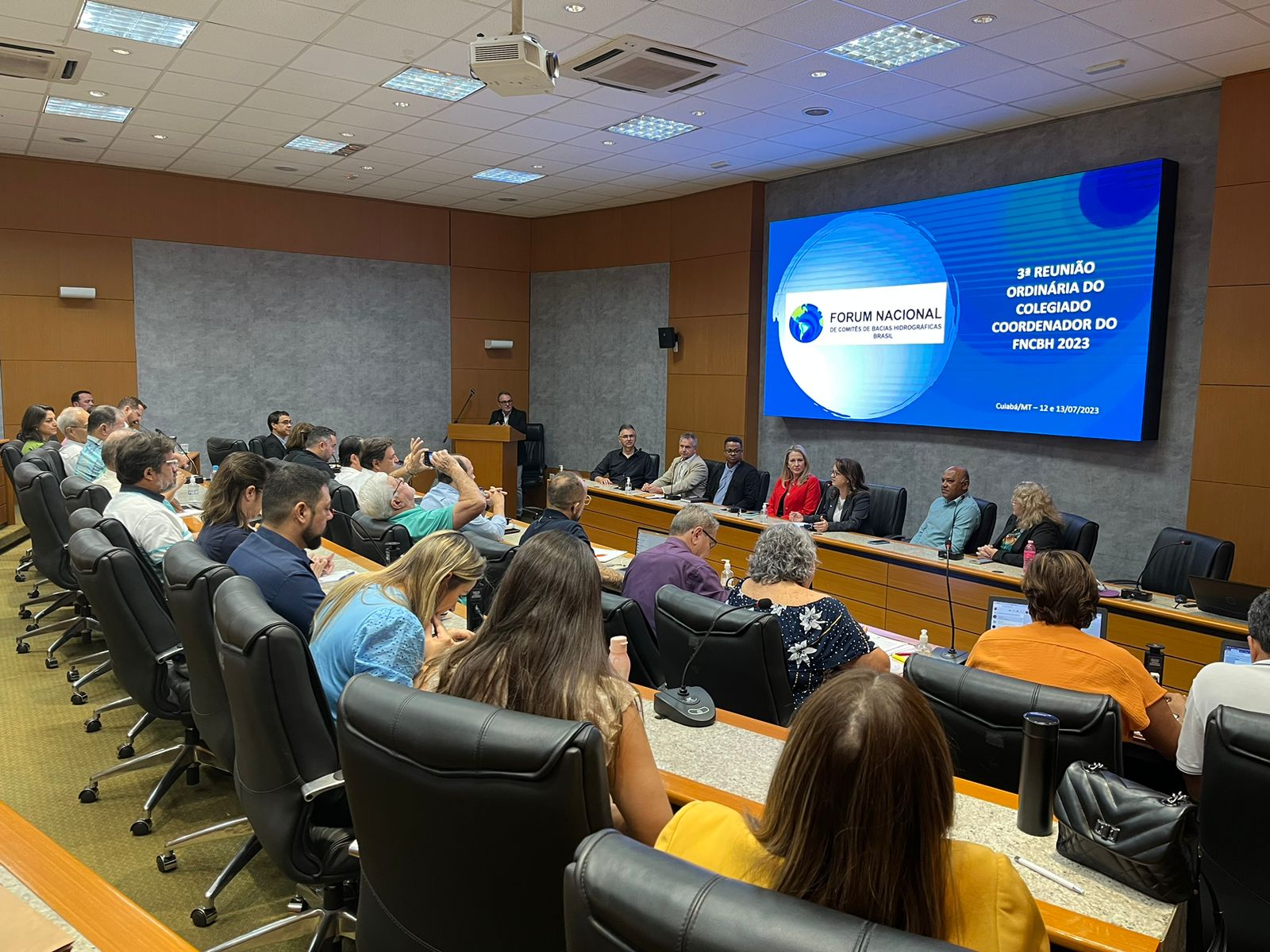 GESTÃO DAS ÁGUAS: Mato Grosso sedia reunião do Fórum Nacional de Comitês de Bacias Hidrográficas; evento segue nesta quinta, 13