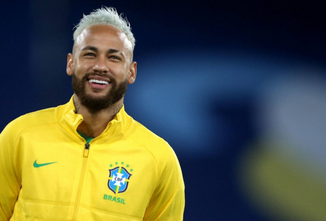 Neymar diz que fica na Seleção, mas já pensou em sair