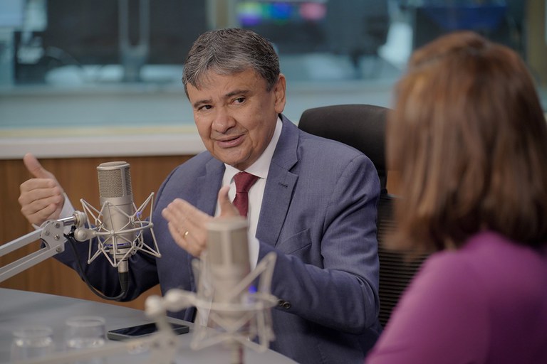 Ministro chega em Cuiabá nesta sexta; Wellington Dias assinará convênio com a Prefeitura para atender famílias que passam fome, veja entrevista