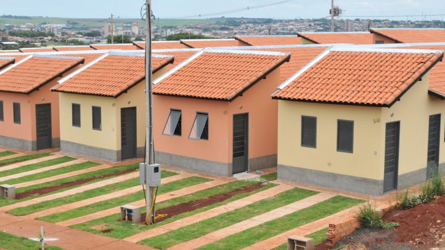  SEM PRIORIDADE: Governo Temer cumpre só 13,5% da meta do Minha Casa para os mais pobres
