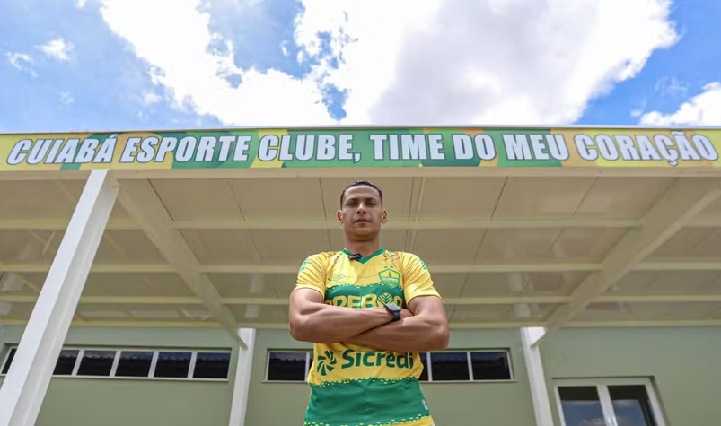Bruno Alves conhece novo CT do Cuiabá, rasga elogios e explica acerto: 