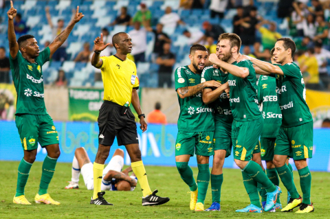 PISOU NA BOLA:Técnico do Corinthians se refere ao Cuiabá de forma preconceituosa; equipe mato-grossense considera fala 