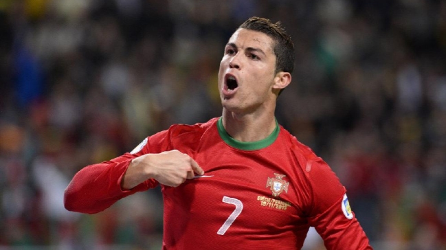 Cristiano Ronaldo se apresenta à seleção portuguesa para a Copa