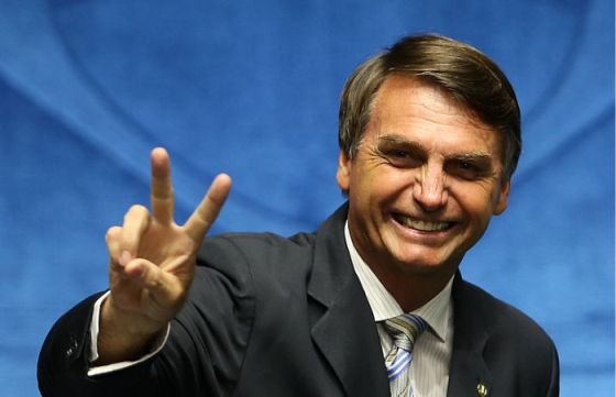 “TROPA DE CHOQUE”: Maçons, militares, caminhoneiros e ativistas de direita engajados na 'guerrilha' pró-Bolsonaro