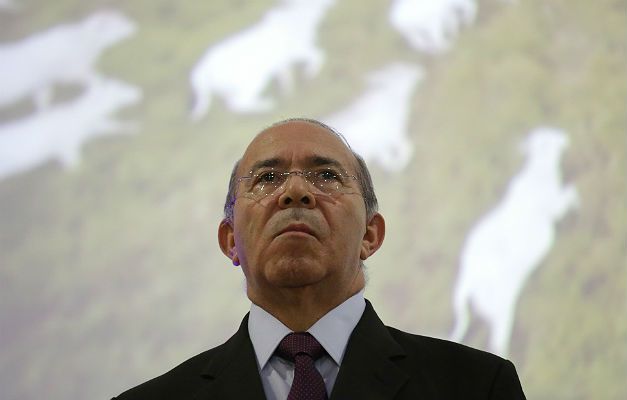 TRATA E NÃO CUMPRE: Padilha admite que redução no diesel é menor do que o prometido