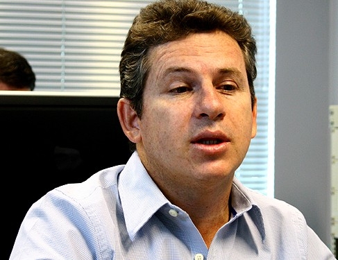SAI-NÃO SAI: Demora de Mauro Mendes em definir candidatura a governador pode estar “engessando” o Dem 
