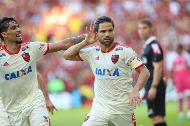 Exame aponta lesão na panturrilha e Diego desfalca o Flamengo contra o Palmeiras