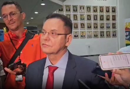 Ataques e mentiras serão resolvidos na Justiça Eleitoral, avisa Botelho