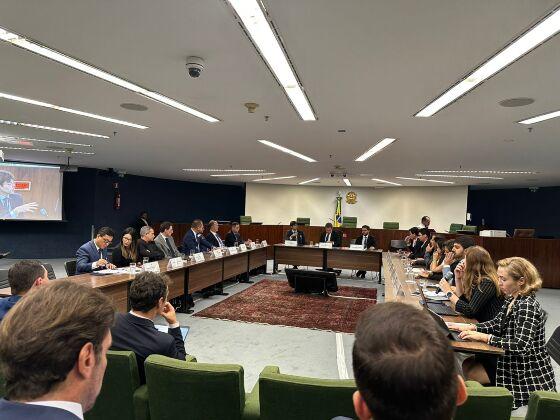Estado e União não entram em consenso sobre lei da pesca e STF ouvirá AGU