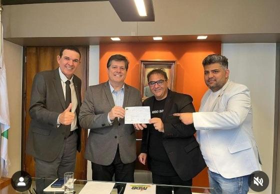 Com a presença de Baleia Rosssi, vereador de Sorriso filia-se ao MDB e lança pré-candidatura 