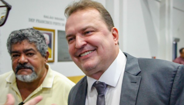 Lei de Max Russi proíbe corte de energia de pacientes em home care