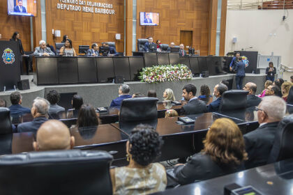 Profissionais de administração são homenageados em sessão especial