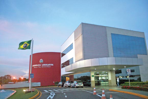 Pedido de vista de Zeca Viana adia votação das contas do governo relativas ao exercício de 2016