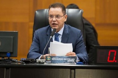 Botelho diz estar recebendo informações desencontradas sobre Saúde de Cuiabá