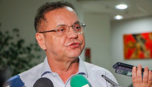 Botelho pede que população denuncie candidatos financiados por facções criminosas