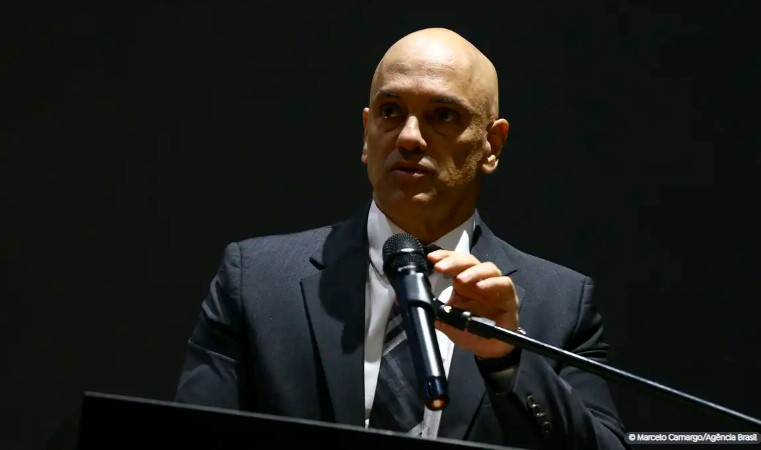 Moraes nega recurso de Bolsonaro contra inelegibilidade